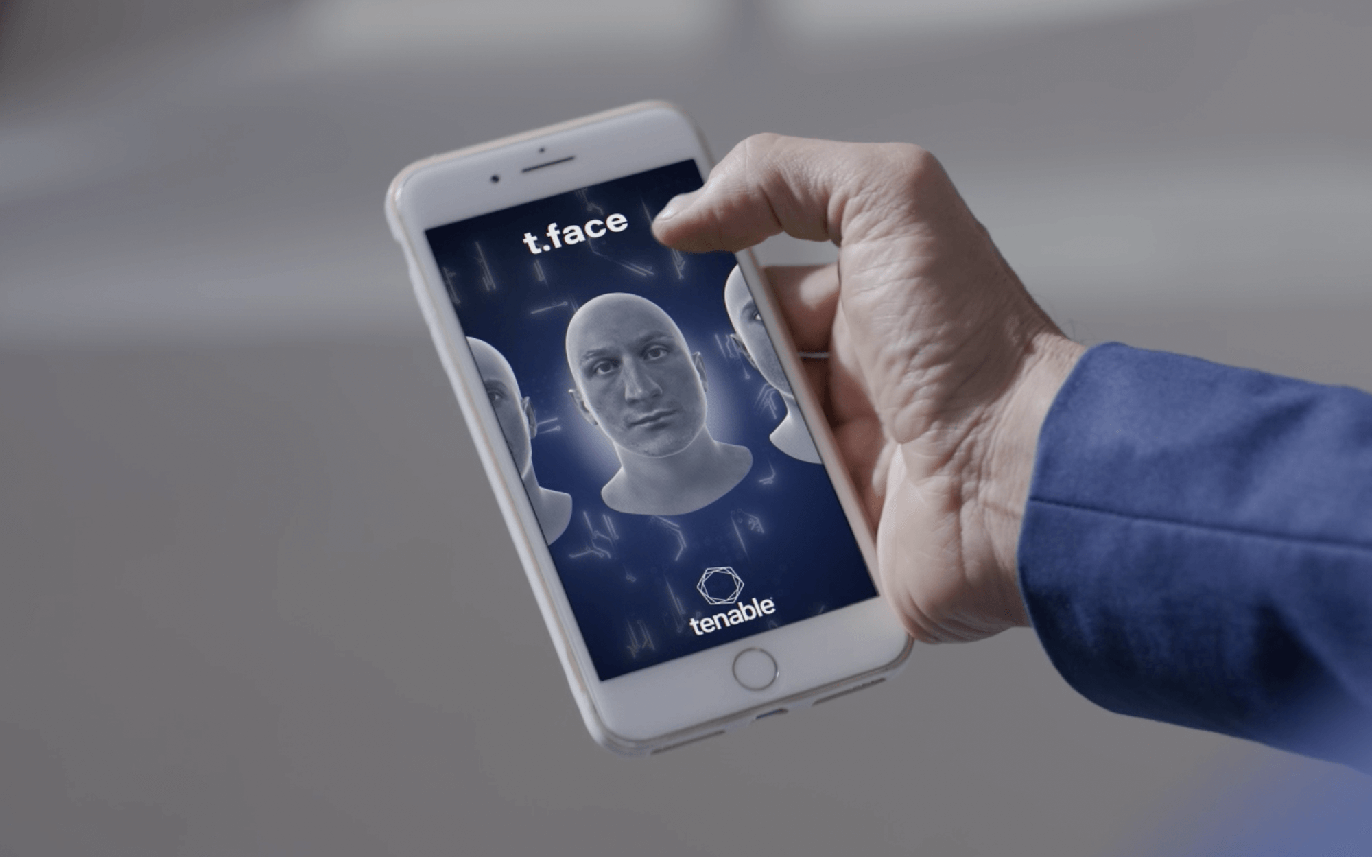 Select scanned face on the app